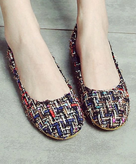 Coupon ๐ PAOTMBU Black & Red Plaid Round-Toe Flat - ๐ฉ Women ๐งจ - Image 3