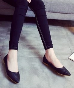 Deals π€© PAOTMBU Black Woven Ballet Flat - π© Women π