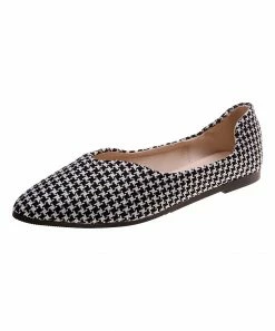 Best reviews of ๐ PAOTMBU Black Houndstooth Pointed-Toe Flat - ๐ฉ Women ๐