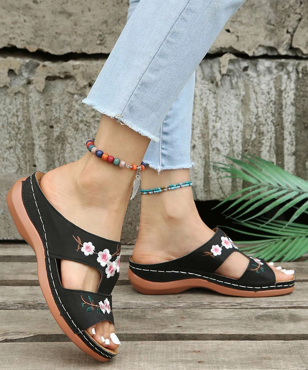 Discount โ PAOTMBU Black Floral Embroidered ๐ฉด Sandal - ๐ฉ Women ๐ - Image 4