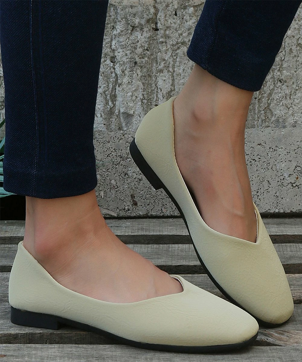 Promo 🔔 PAOTMBU Green Angled-Front Round-Toe Flat - 👩 Women 💯