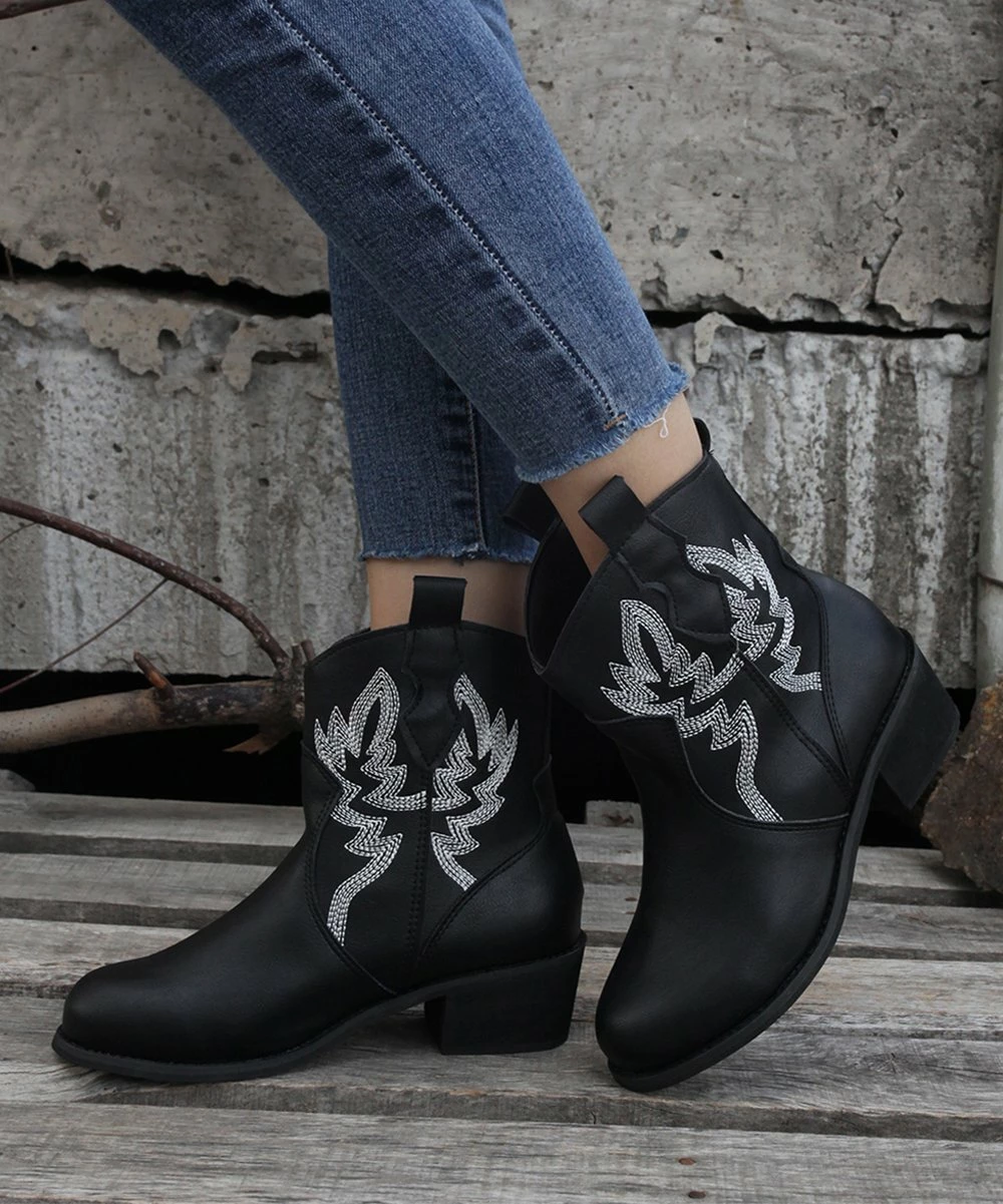 New ๐ PAOTMBU Black & Silver Short Cowboy Boot - ๐ฉ Women ๐คฉ - Image 4