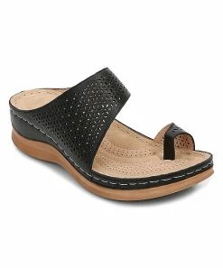 Deals β¨ PAOTMBU Black Floral Toe-Ring π©΄ Sandal - π© Women β