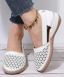 Outlet ๐ PAOTMBU White Perforated Side-Cutout Flat - ๐ฉ Women ๐