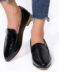 Flash Sale ๐ PAOTMBU Black Loafer - ๐ฉ Women ๐งจ